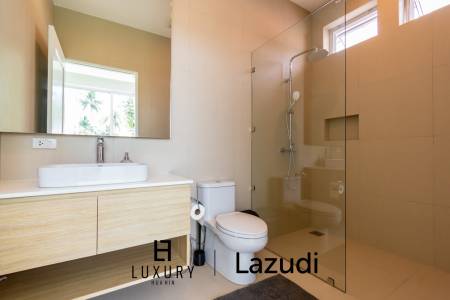 1,600 m² 4 Chambre 5 Salle de bain Villa Pour Vente