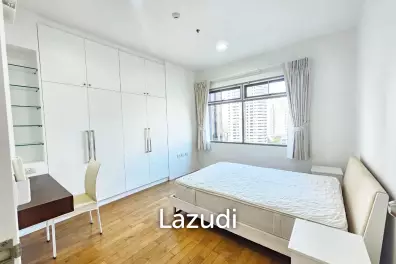 Spacious 3 Bedroom Condo at The Madison Bangkok