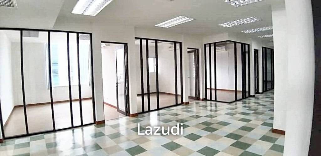 Ultra Luxury Trendy Office Space in Watthana