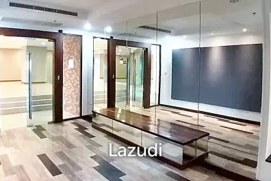 Ultra Luxury Trendy Office Space in Watthana