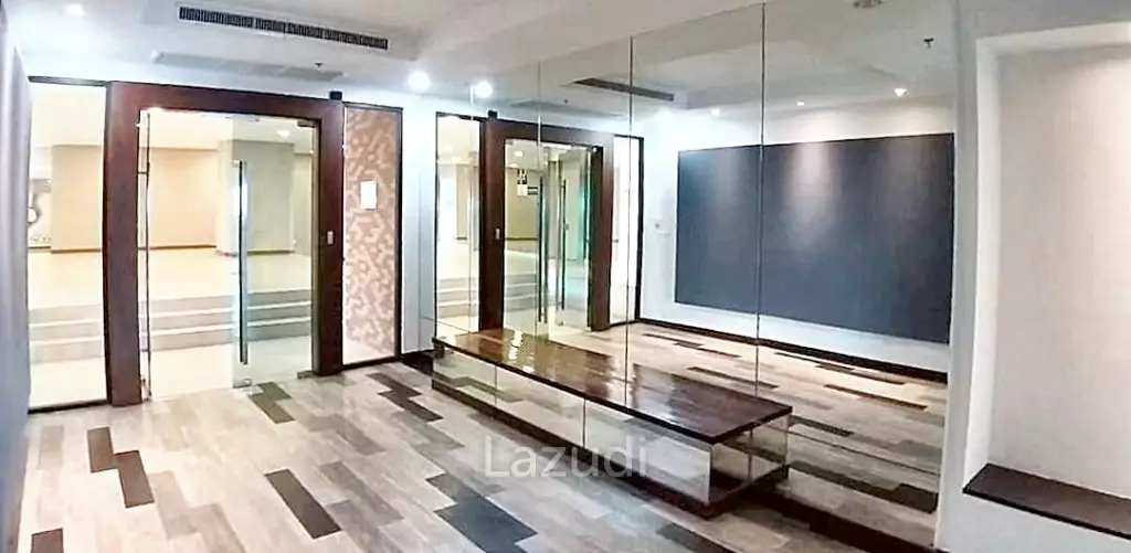 Ultra Luxury Trendy Office Space in Watthana