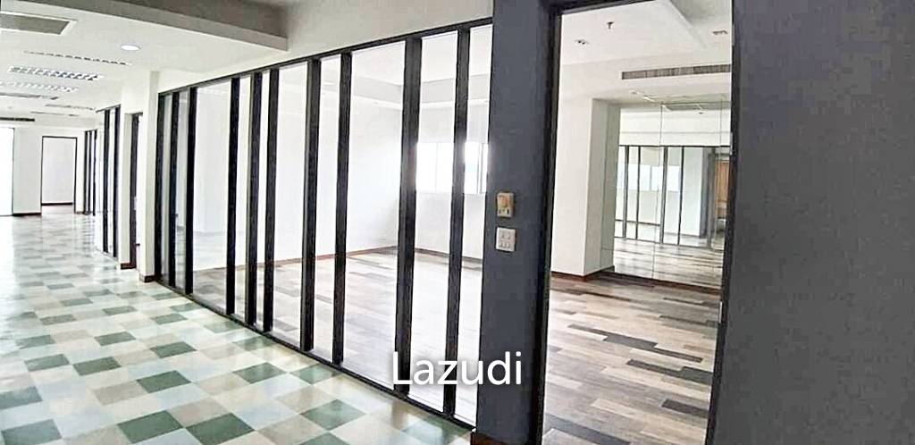 Ultra Luxury Trendy Office Space in Watthana