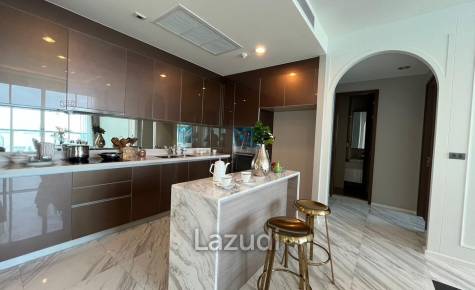 Luxurious 3-Bed Condo at Menam Residences, Bangkok