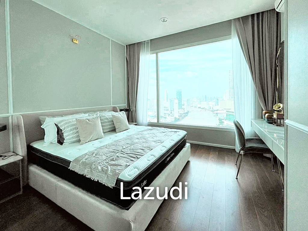 Luxurious 3-Bed Condo at Menam Residences, Bangkok