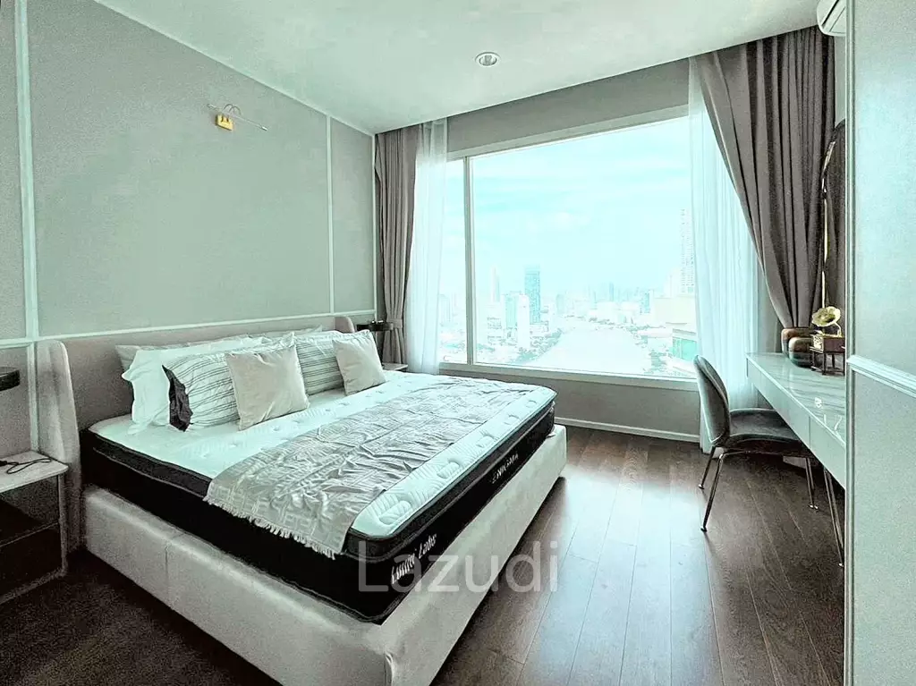 Luxurious 3-Bed Condo at Menam Residences, Bangkok
