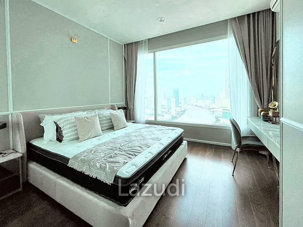 Luxurious 3-Bed Condo at Menam Residences, Bangkok