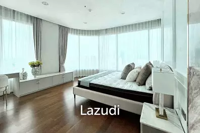 Luxurious 3-Bed Condo at Menam Residences, Bangkok