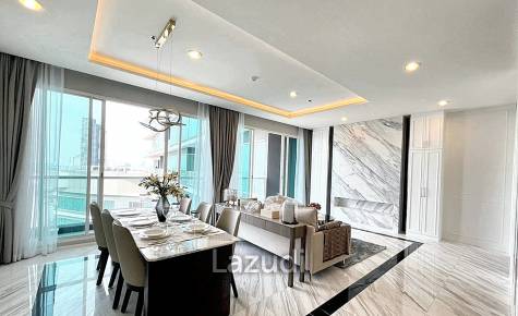 Luxurious 3-Bed Condo at Menam Residences, Bangkok