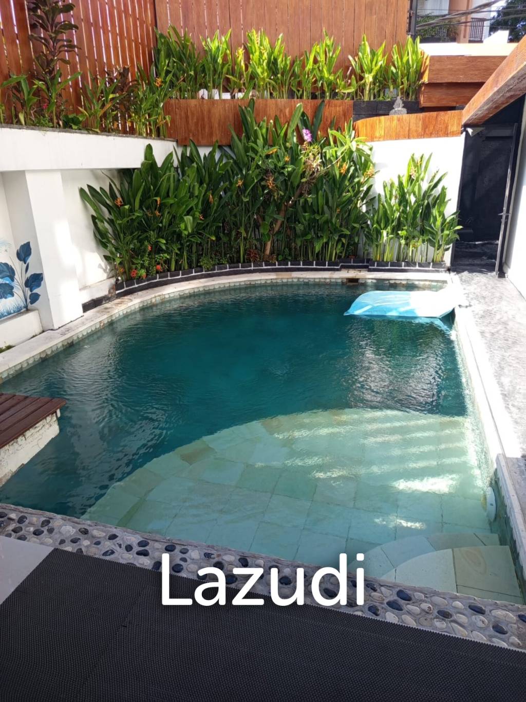 Perfect Three Bedroom Leasehold Villa in Petitenget