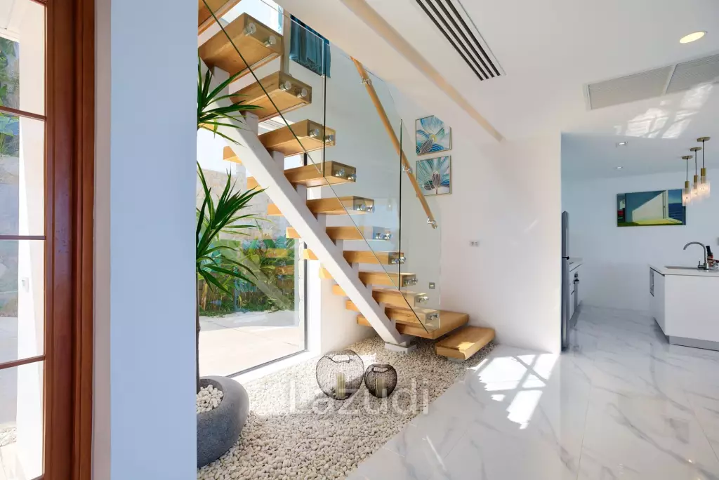 Stunning 5BR Villa with Ocean Views in Ko Samui