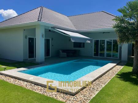 Smart Hamlet: Вилла с бассейном в отличном состоянии с 2 спальнями и 2 ванными комнатами на приятном большом участке