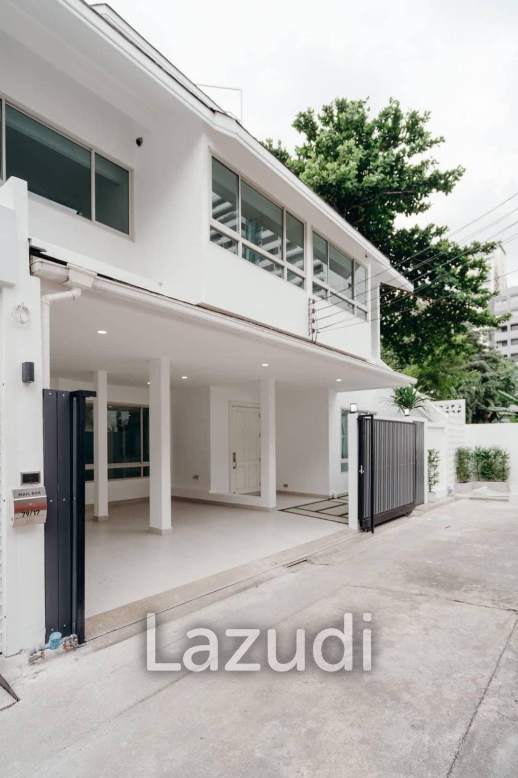 Luxury 4-Bed Detached Home in Watthana, Bangkok