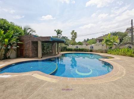 6 Bedroom Private Pool Villa for SALE in Kathu Phuket near Phuket Country Club