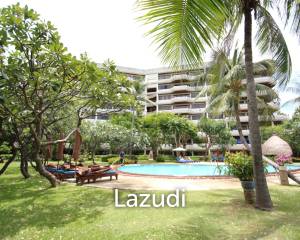 Large Absolute Beachfront Penthouse With Mesmerizing Ocean Views