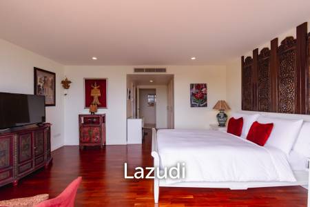 Large Absolute Beachfront Penthouse With Mesmerizing Ocean Views