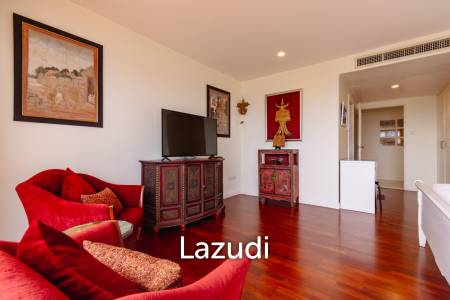 Large Absolute Beachfront Penthouse With Mesmerizing Ocean Views