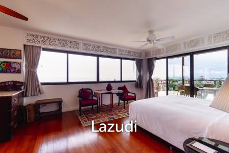 Large Absolute Beachfront Penthouse With Mesmerizing Ocean Views