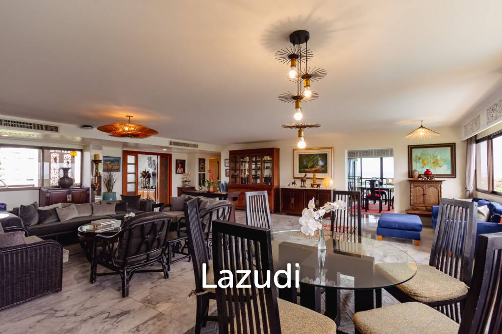 Large Absolute Beachfront Penthouse With Mesmerizing Ocean Views