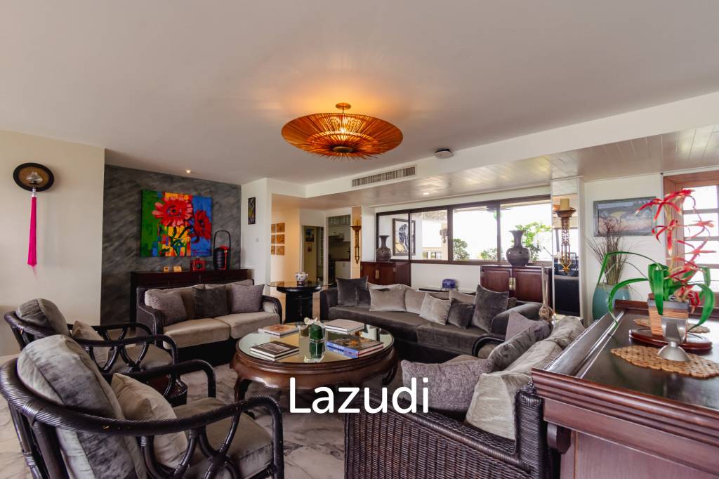 Large Absolute Beachfront Penthouse With Mesmerizing Ocean Views