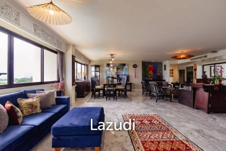 Large Absolute Beachfront Penthouse With Mesmerizing Ocean Views