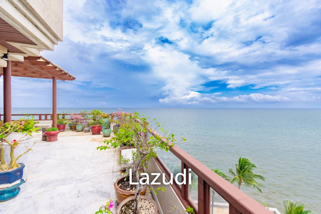 Large Absolute Beachfront Penthouse With Mesmerizing Ocean Views
