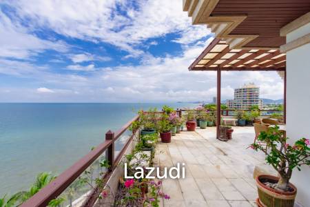 Large Absolute Beachfront Penthouse With Mesmerizing Ocean Views