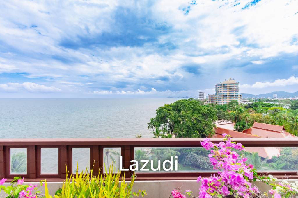 Large Absolute Beachfront Penthouse With Mesmerizing Ocean Views