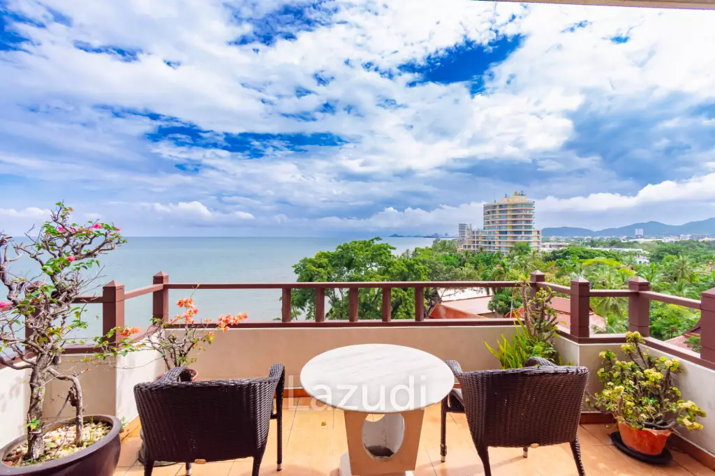 Large Absolute Beachfront Penthouse With Mesmerizing Ocean Views