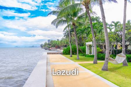 Large Absolute Beachfront Penthouse With Mesmerizing Ocean Views