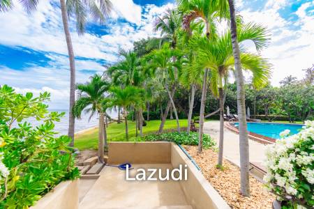 Large Absolute Beachfront Penthouse With Mesmerizing Ocean Views