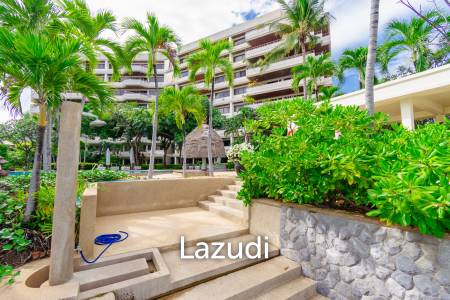 Large Absolute Beachfront Penthouse With Mesmerizing Ocean Views