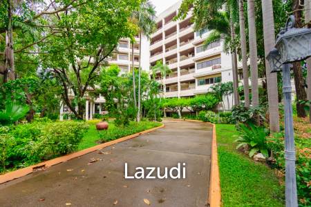 Large Absolute Beachfront Penthouse With Mesmerizing Ocean Views