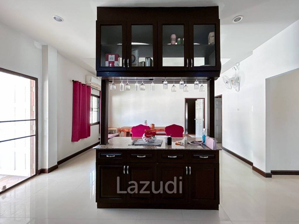 Stand Alone 5 Bedroom Pool Villa For Sale
