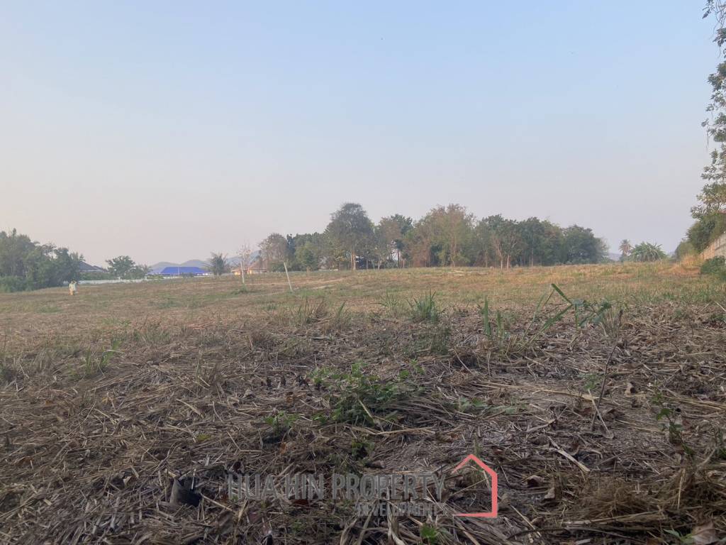 5 Rai Land Plot For Sale In Hin Lek Fai