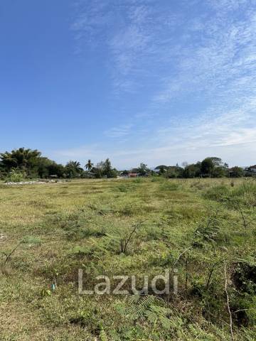 16 Rai Exclusive Freehold Land in San Kamphaeng, Chiang Mai