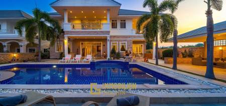 Hua Hin Palm Village : 2 Storey 6 Bedroom Pool Villa