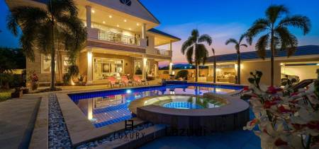 Hua Hin Palm Village : 2 Storey 6 Bedroom Pool Villa