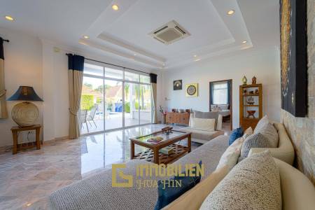 Hua Hin Palm Village : 2 Storey 6 Bedroom Pool Villa