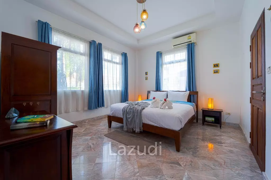 Hua Hin Palm Village : 2 Storey 6 Bedroom Pool Villa