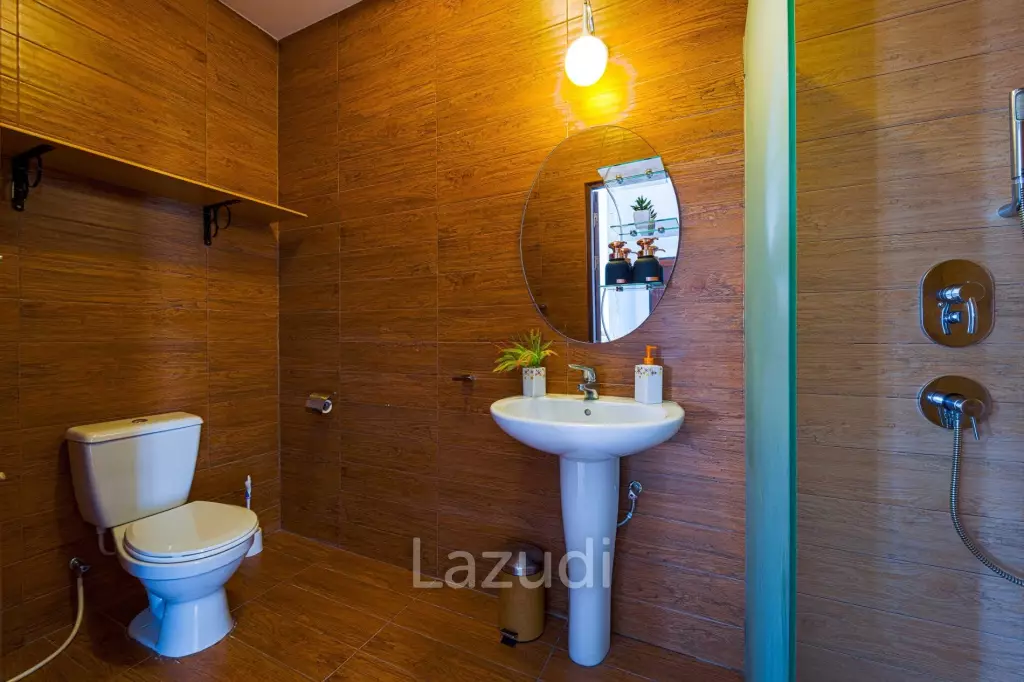 Hua Hin Palm Village : 2 Storey 6 Bedroom Pool Villa