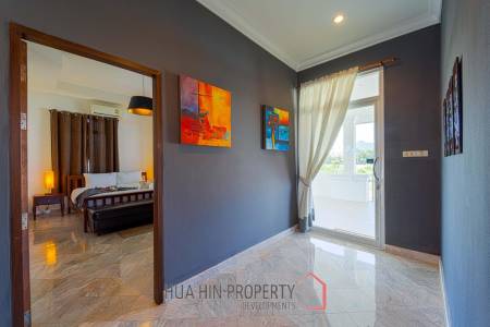 Hua Hin Palm Village : 2 Storey 6 Bedroom Pool Villa