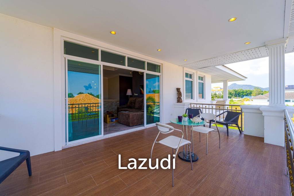 Hua Hin Palm Village : 2 Storey 6 Bedroom Pool Villa