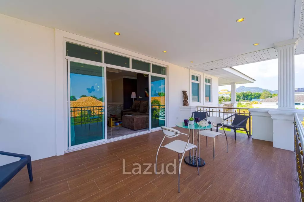 Hua Hin Palm Village : 2 Storey 6 Bedroom Pool Villa