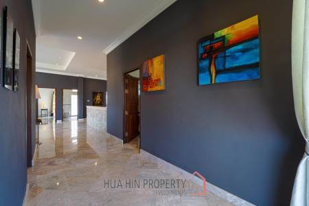 Hua Hin Palm Village : 2 Storey 6 Bedroom Pool Villa