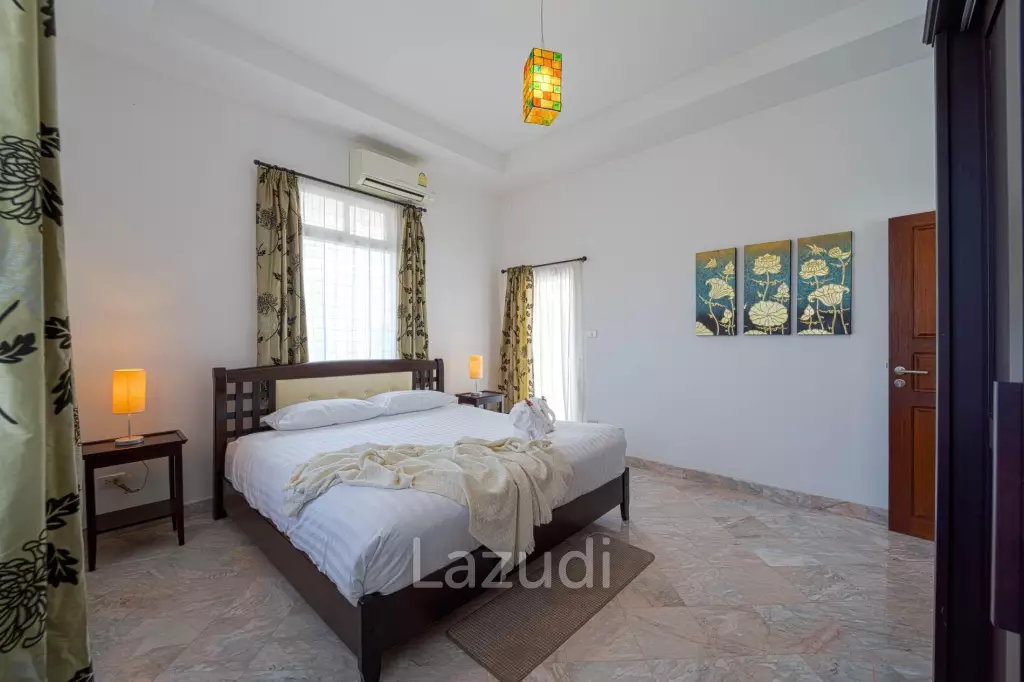Hua Hin Palm Village : 2 Storey 6 Bedroom Pool Villa