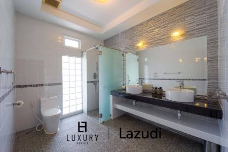 728 metro cuadrado 6 ` 5 Baño Villa de Venta