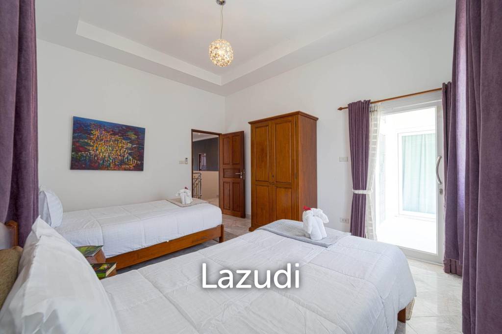 Hua Hin Palm Village : 2 Storey 6 Bedroom Pool Villa