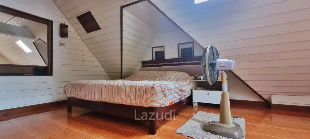 8 Beds 4 Baths 693.60 SQ.M. 3-Storey Single House