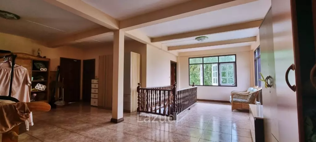 8 Beds 4 Baths 693.60 SQ.M. 3-Storey Single House