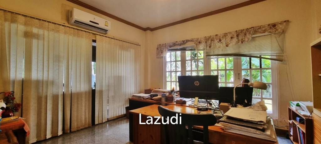8 Beds 4 Baths 693.60 SQ.M. 3-Storey Single House